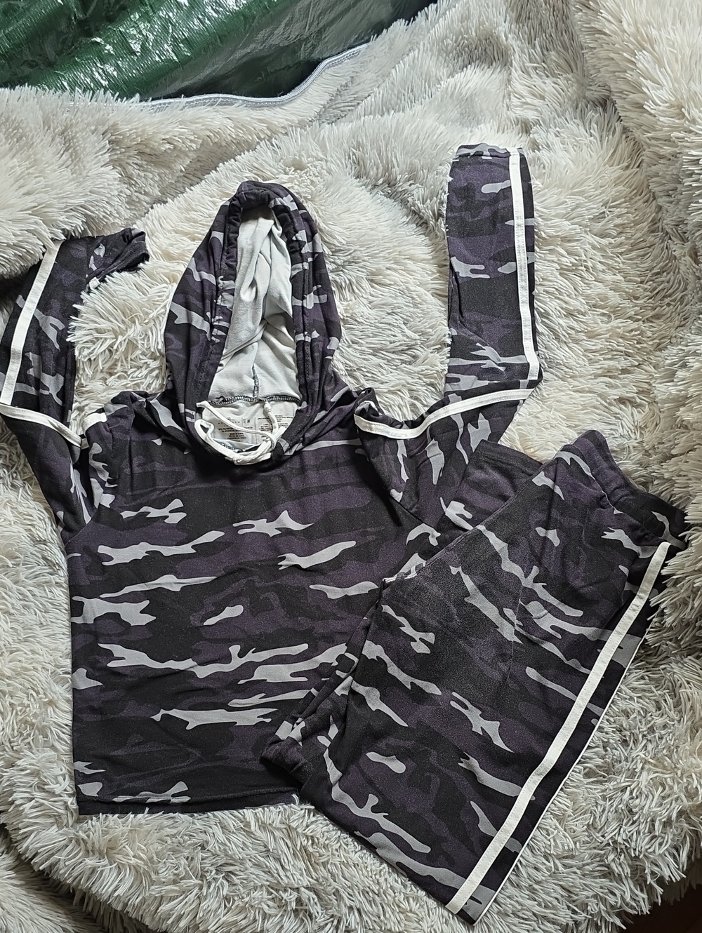Boom Boom Jeans Gray & Black Camo Hooded Lounge Set